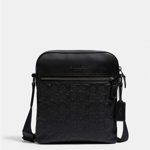 Coach Men9s Black Signature Leather Messenger Bag